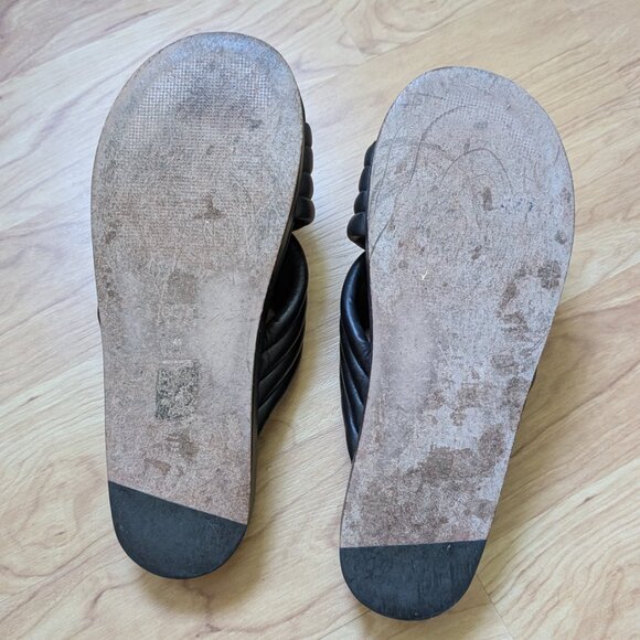 Porte & Paire Women's Quilted Black Leather Sandals Size 10 - Picture 5 of 7